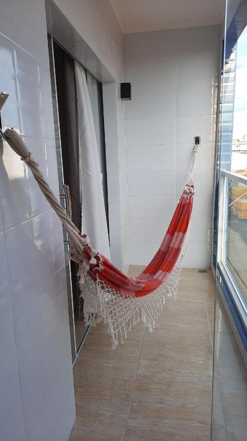 Mobiliado Com Varanda No Centro De Apartment